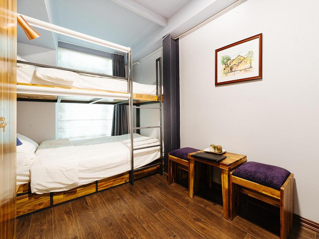 Ha Noi Re Hostel Hanoi Exterior photo
